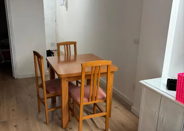 A Dos Minuts Del Mar 아파트 *